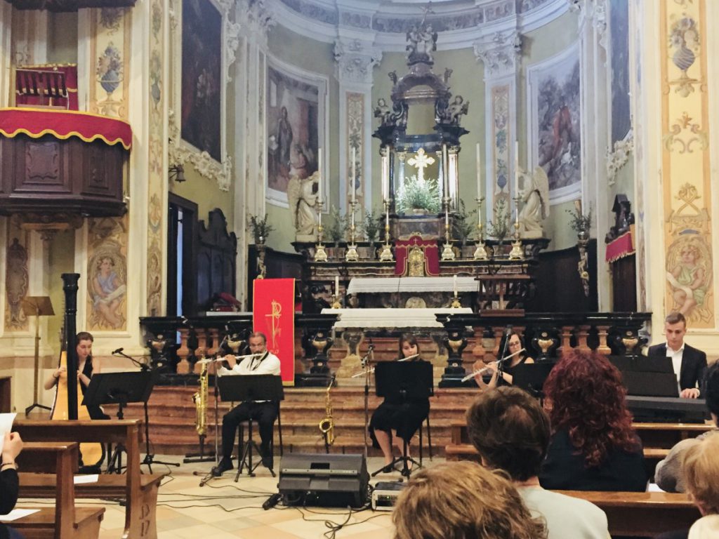 017-Elena-Guarneri-arpa-arpista-chiesa-Galec 017-Elena-Guarneri-arpa-arpista-chiesa-Galec