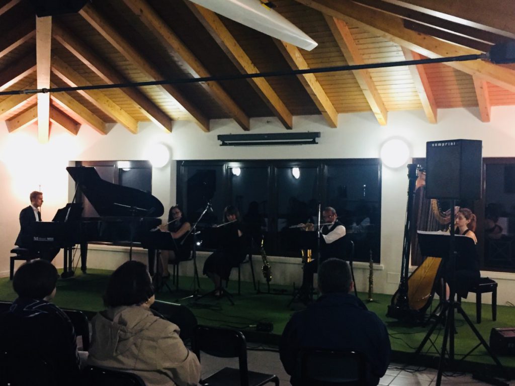 018-Elena-Guarneri-arpa-arpista-quintetto-concerto 018-Elena-Guarneri-arpa-arpista-quintetto-concerto