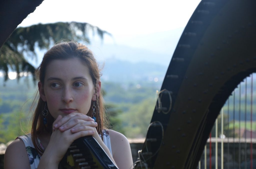 026-Elena-Guarneri-arpa-arpista-Taino-parco-concerto 026-Elena-Guarneri-arpa-arpista-Taino-parco-concerto