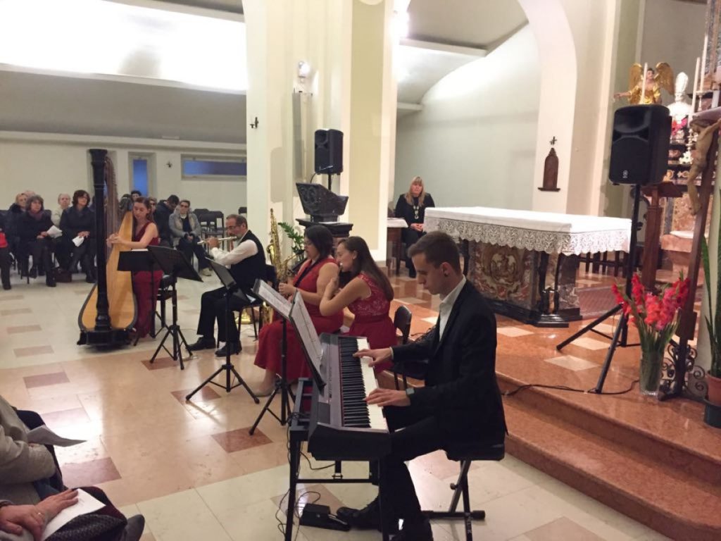 035-Elena-Guarneri-arpa-arpista-quintetto-Galec-ensemble 035-Elena-Guarneri-arpa-arpista-quintetto-Galec-ensemble