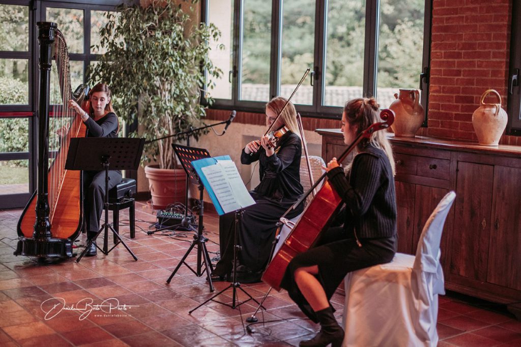 038-Elena-Guarneri-arpa-arpista-violino-trio-violoncello 038-Elena-Guarneri-arpa-arpista-violino-trio-violoncello