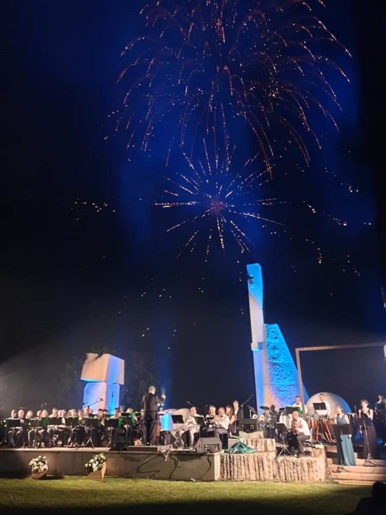 054-Elena-Guarneri-arpa-arpista-contralto-voce-fuochi 054-Elena-Guarneri-arpa-arpista-contralto-voce-fuochi