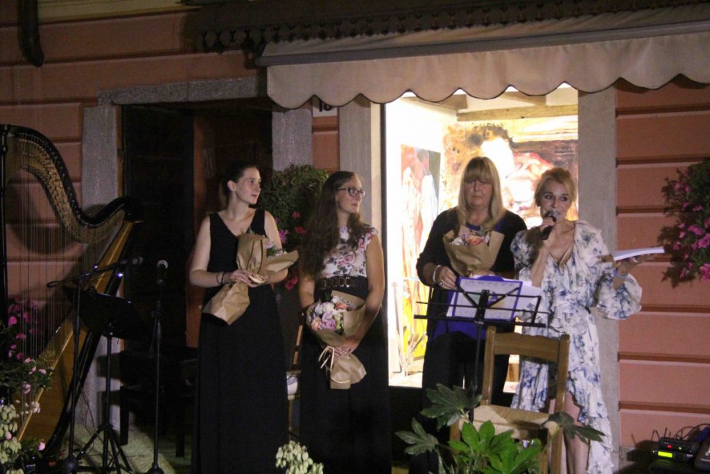 057-Elena-Guarneri-arpa-arpista-voce-flauto-concerto 057-Elena-Guarneri-arpa-arpista-voce-flauto-concerto